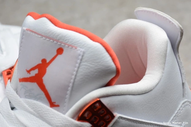 Air Team OrangeCT8527-118 4 Jordan 0530